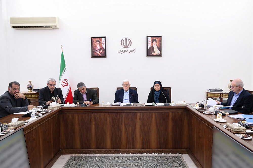 افزایش رقابت‌پذیری گذر از مسیر ایران با 12 مشوق