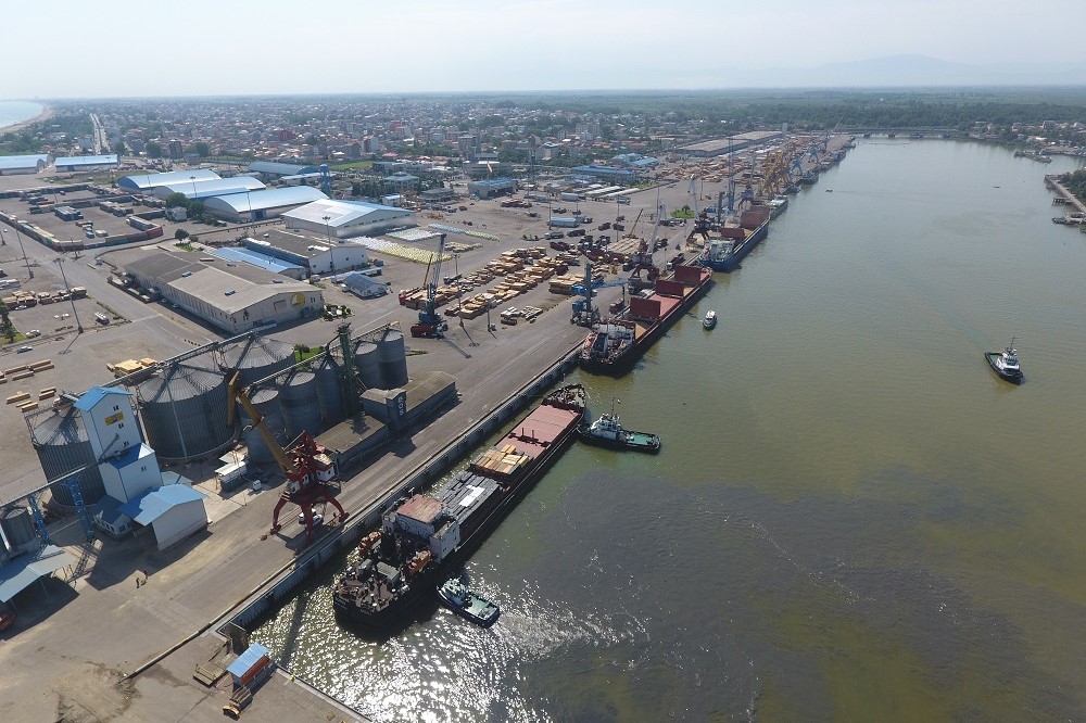 راه‌اندازی خط کشتیرانی مسافربری آستراخان به ایران