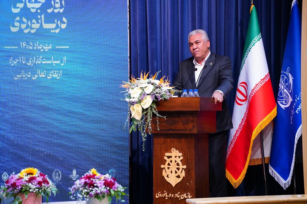 پاسخگوی مطالبات فعالان حمل‌ونقل دریایی باشیم
