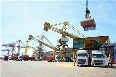 ثبت ۴۶۶ هزار سفر کالایی در پایانه بار بندر امام خمینی