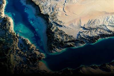 نبض تجارت شرق و غرب در دستان باب‌المندب