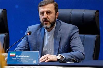 کشتی‌ها باید از مسیرهای جدید تنگه هرمز تردد کنند