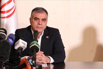 پاک‌نژاد از نفت رفت